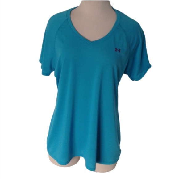 Under Armour Tops - Under Armour Loose Fit heat gear Shirt✨Size XL